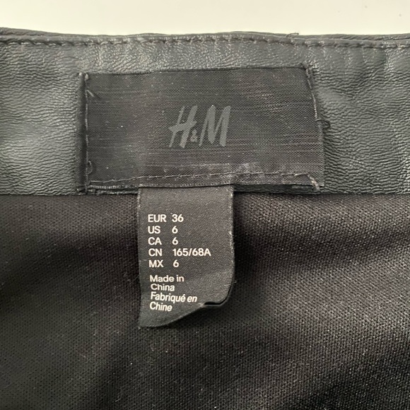 Black Faux Leather Mini Skirt - Picture 4 of 4